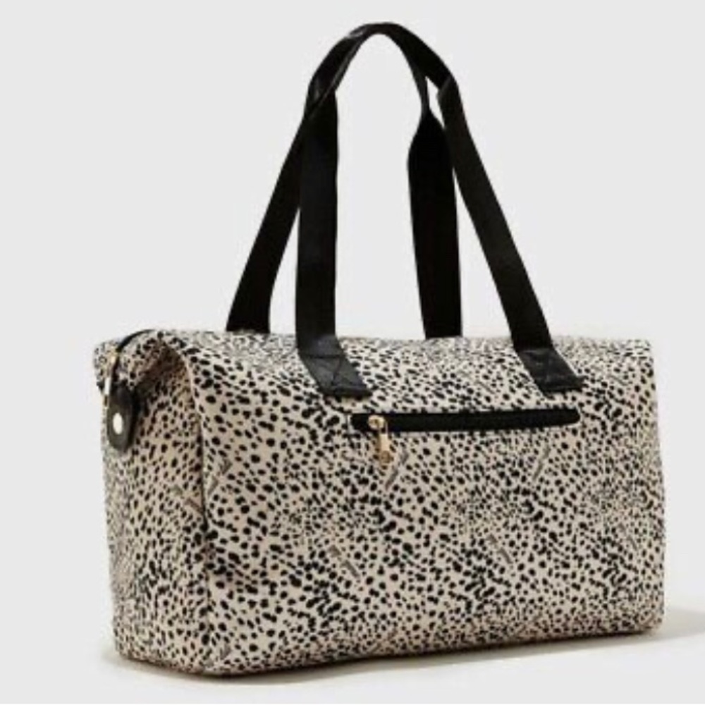 Mali + Lili Weekender Bag in Animal print Fab Fit Fun